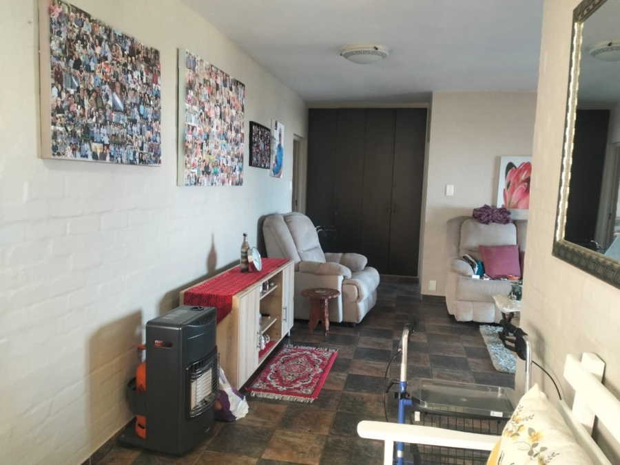 To Let 3 Bedroom Property for Rent in Tergniet Western Cape